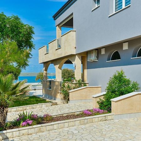 Apartments Mavracic Vir Ngoại thất bức ảnh